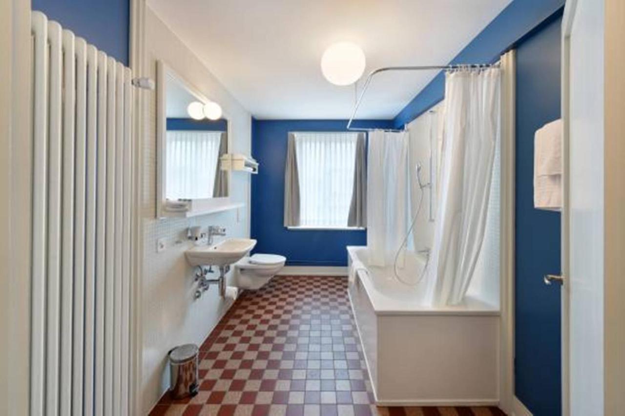 Hotel Im Schlosspark Binningen Habitación foto