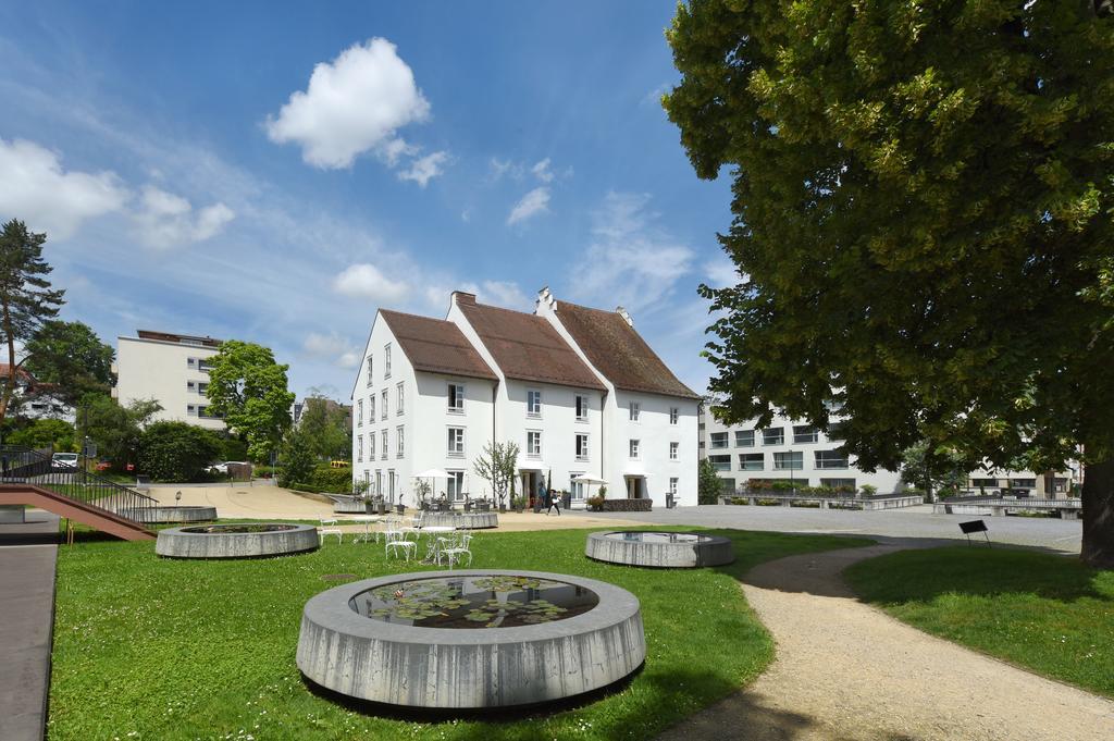 Hotel Im Schlosspark Binningen Exterior foto